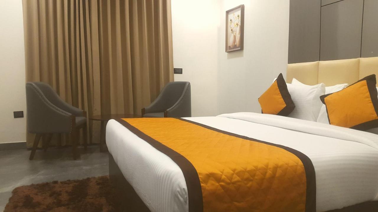 Hotel Aksh Inn Jaipur Buitenkant foto